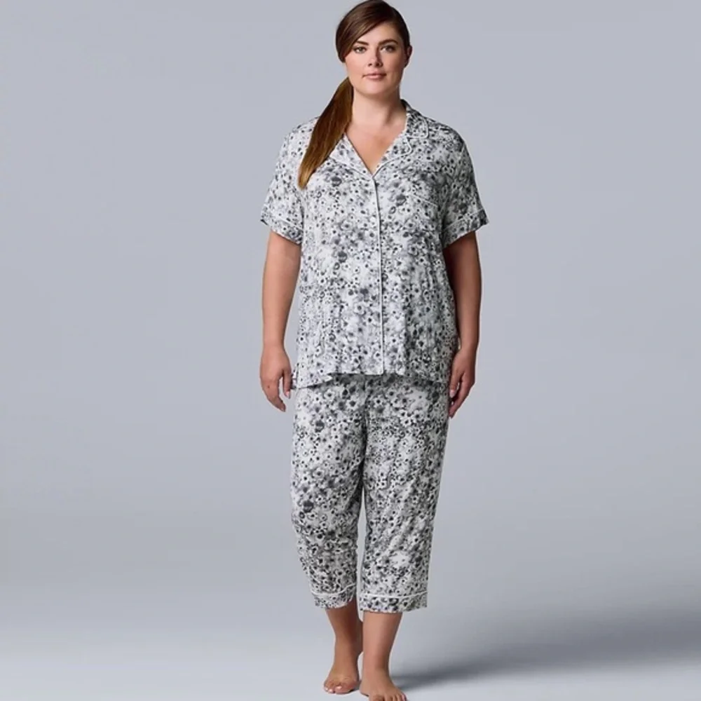 Plus Size Pajamas Plus Size Pajamas - Picture 1 of 4